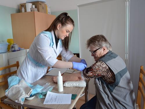 1. � ������� �� ������� ����-��������� ����������� ������ �������� ���� �1 ����� ����� �� ���������� � �����.