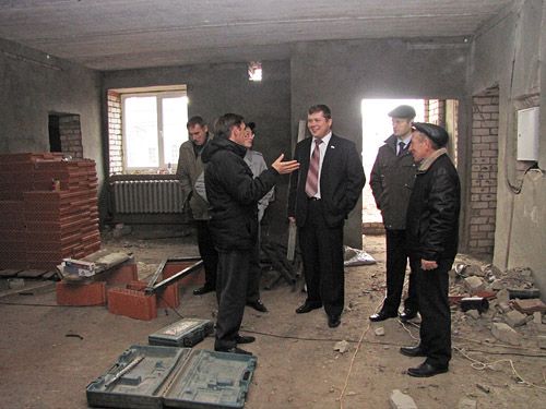 . � ������� ����� ��� �.�������.