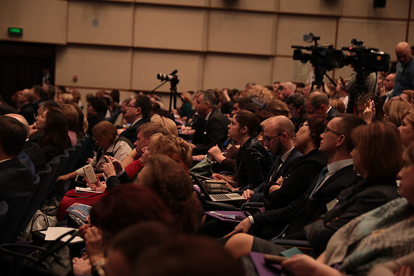 1575480052.29048-1-24272. 